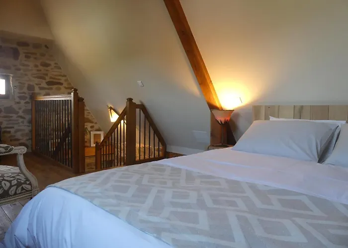 Fleurs D'eau, Le Hameau Du Quercy, Charme, Calme, Piscine Naturelle *